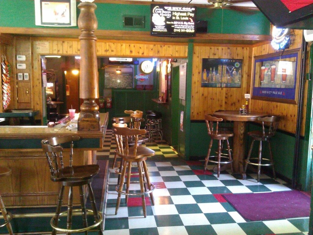 The bar at Milo's Bocce Garden